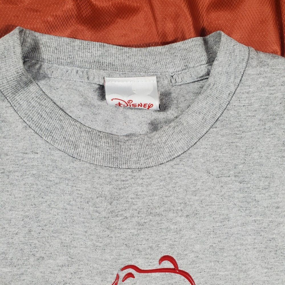 Vintage Y2K Disney Store Winnie The Pooh T-Shirt Medium VTG Made In USA Walt WDW - Picture 4 of 12